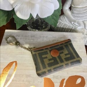 🦄 RARE Fendi Key Cles Pouch